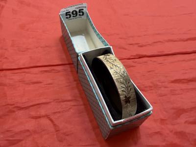 SILVER BANGLE (30.5 GRAMS)