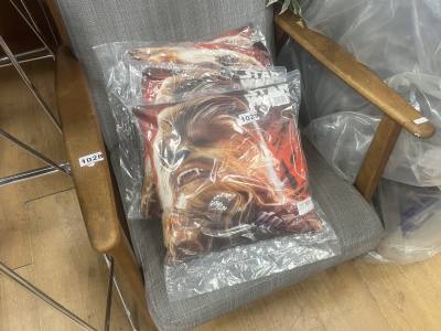 4 X STAR WARS CUSHIONS