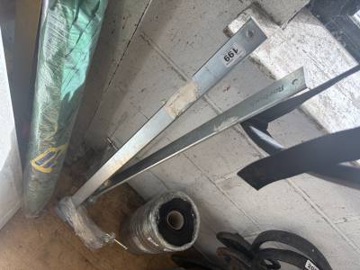 2 X CLAMPS