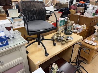 OFFICE DESK + CHAIR