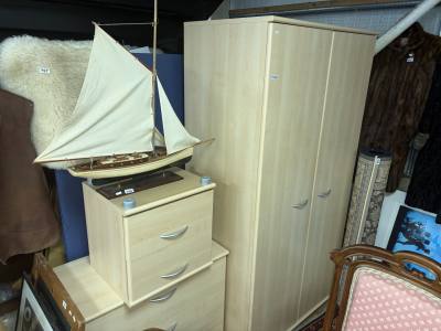 3 PIECE BEECH EFFECT BEDROOM SUITE
