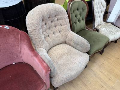 ANTIQUE BEDROOM CHAIR