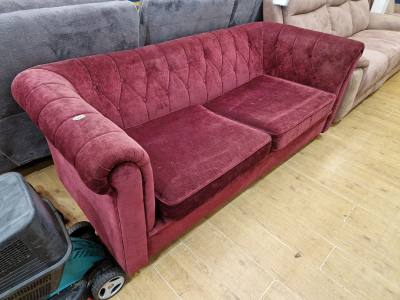 BUTTON BACK SOFA BED
