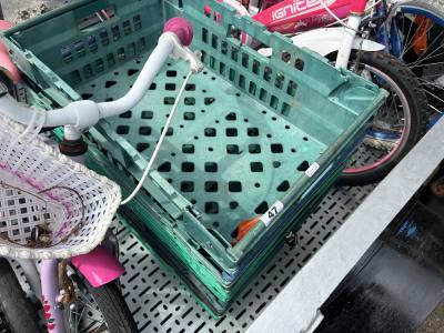 LOT OF CRATES