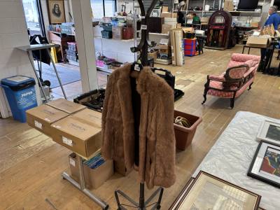COAT + HAT STAND
