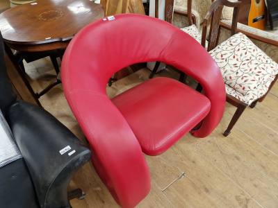 LEATHER CHAIR