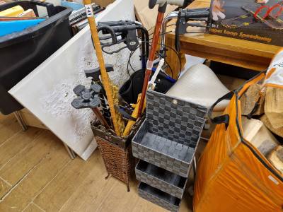 STICK STAND + STICKS + BASKET + CANVAS