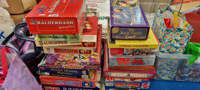 LOT OF BOARD GAMES
