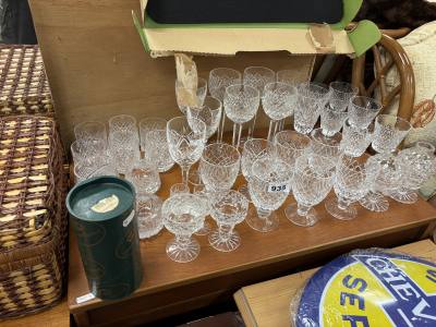 TABLE LOT OF CRYSTAL
