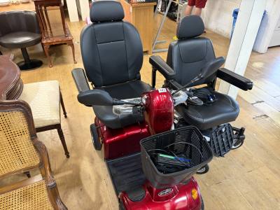 MOBILITY SCOOTER + CHARGER + KEY
