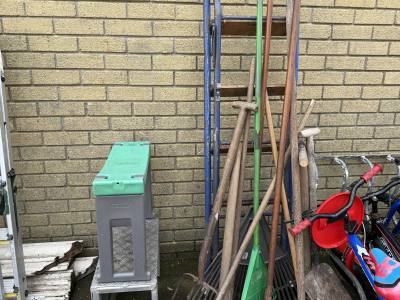 LADDER + GARDEN TOOLS + 2 X STEPS