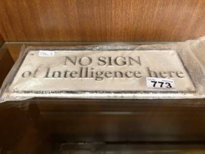 INTELLIGENCE SIGN