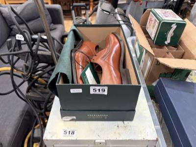 SIZE 6 LOAKE SHOES