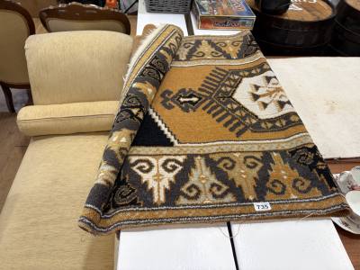 PATTERN RUG