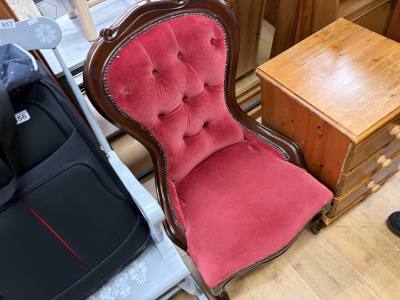 SPOON BACK CHAIR + STOOL