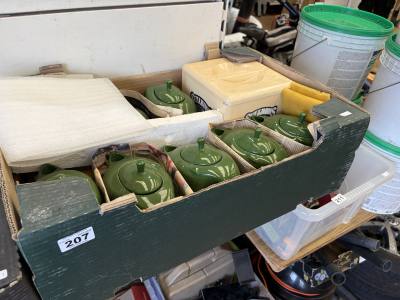 BOX OF ADVERTISING JUGS (WADE)