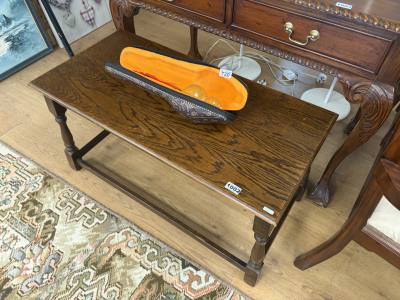 OAK COFFEE TABLE