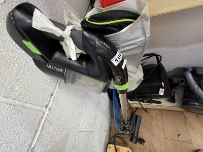 GTECH VACUUM + BAG OF ACCESSORIES (FAILED)