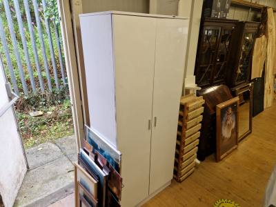 WHITE WARDROBE