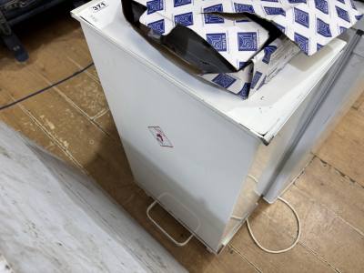 PEDAL BIN