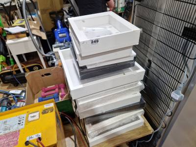 LOT OF NEW PICTURE FRAMES