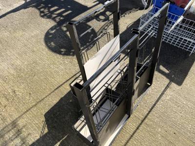 3 X DURACELL BATTERY STANDS