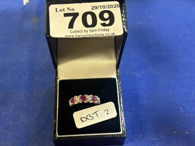 9CT RUBY + DIAMOND RING (SIZE K)