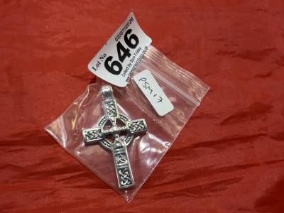 NEW SILVER CROSS PENDANT (13.3 GRAMS)