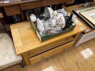 OAK TV STAND