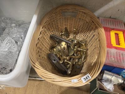 BASKET OF HANDLES