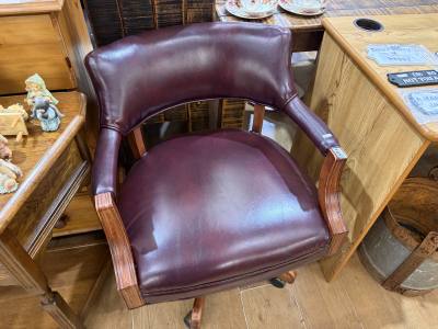 LEATHER DESK SWIVEL CHAIR