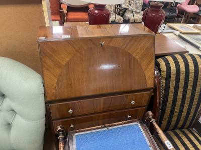 WALNUT BUREAU