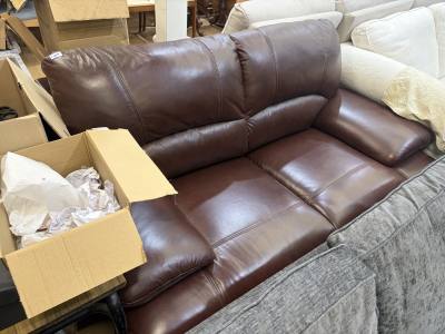 LEATHER COUCH