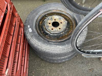 2 X TRAILER WHEELS