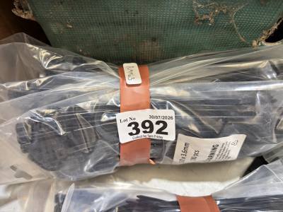 LOT OF CABLE TIES