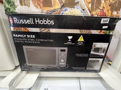 UNUSED RUSSELL HOBBS MICROWAVE