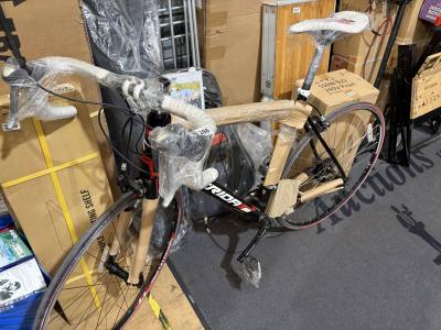 MERIDA RACE BIKE