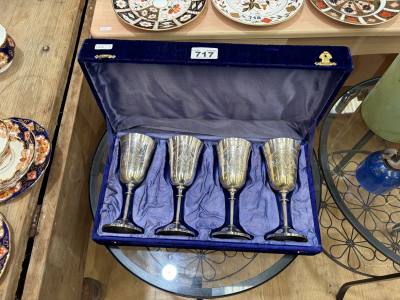 SET OF 4 PLATED WINE GOBLETS