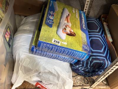 LOT OF CAMPING GEAR