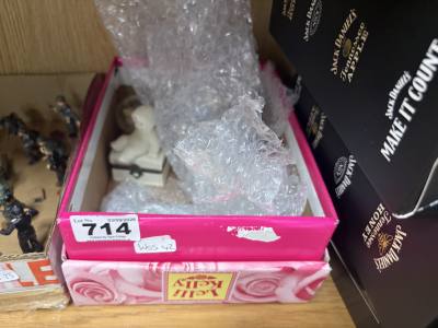 WEDDING COLLECTABLES