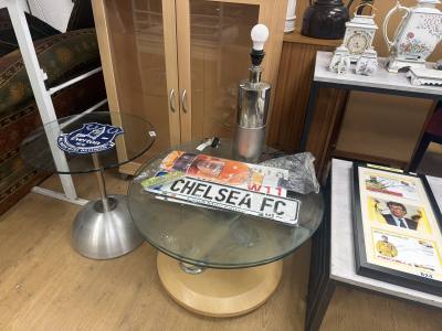 2 X GLASS TOP SIDE TABLES + TABLE LAMP