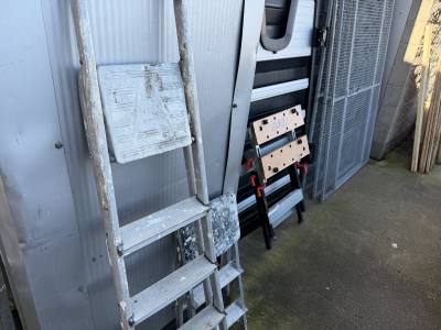 2 X LADDERS