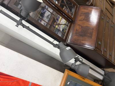 STUDIO LAMP