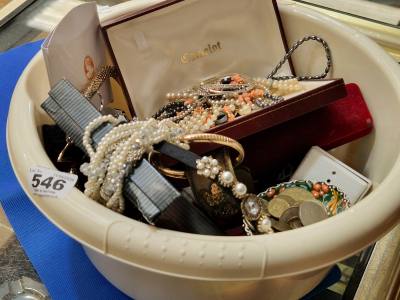 LOT OF COSTUME JEWELLERY