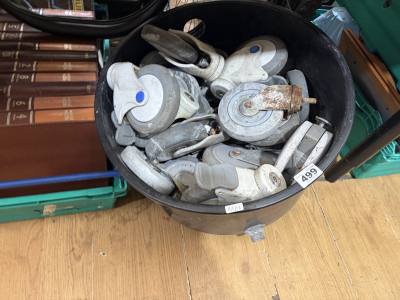 TUB OF TROLLEY WHEELS