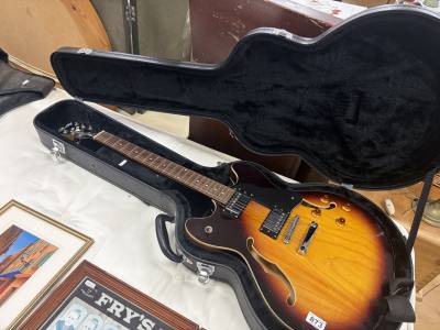 RALLY ELECTRIC GUITAR + SILVER LINING CASE