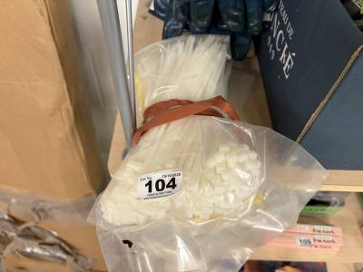 BUNDLE OF CABLE TIES