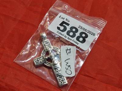 NEW SILVER CROSS PENDANT