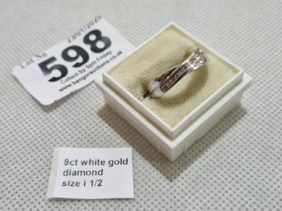9CT WHITE GOLD DIAMOND RING (SIZE I 1/2)