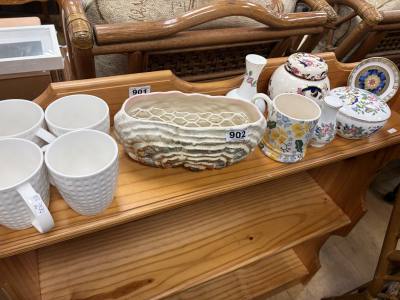 TABLE LOT